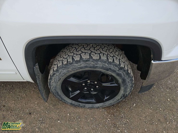 2017-gmc-sierra-1500-image-12