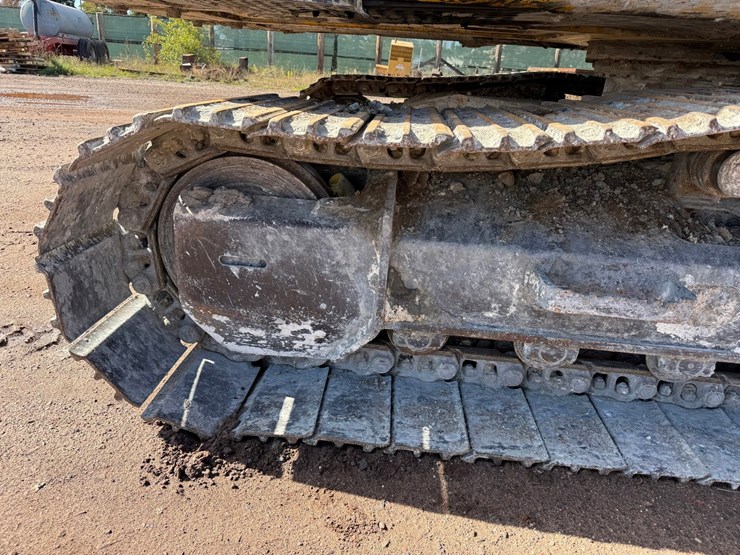 deere-210g-lc-image-55