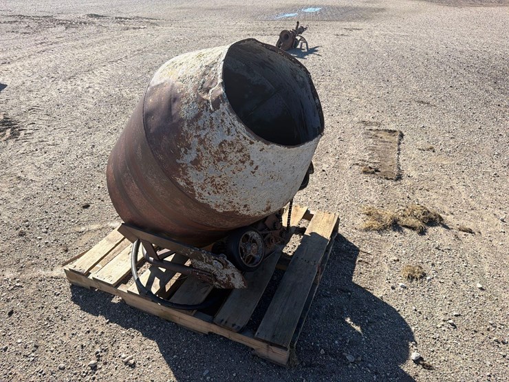cement-mixer-image-5