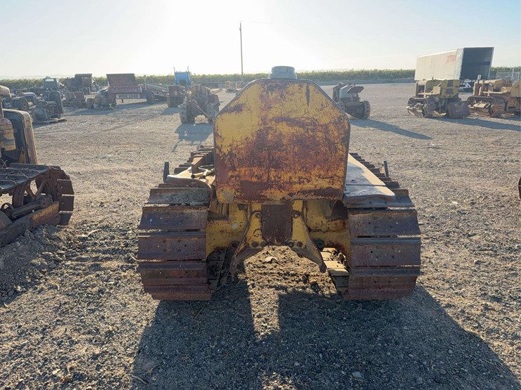 caterpillar-d2-image-4