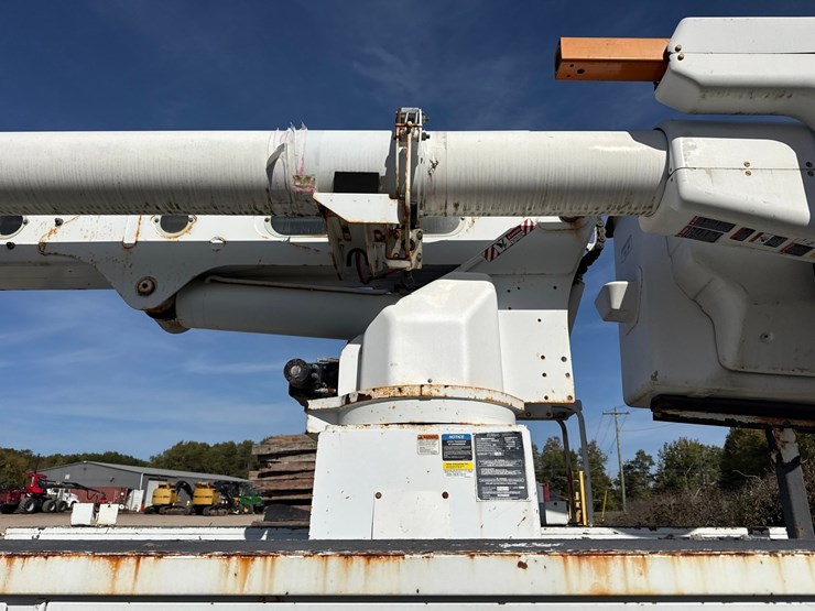 2012-altec-am55-image-38