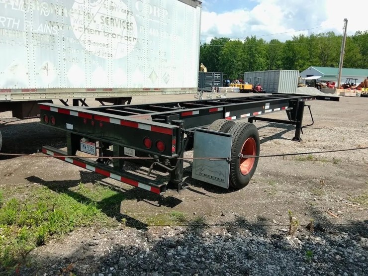 2002-cheetah-32'-chassis-image-4