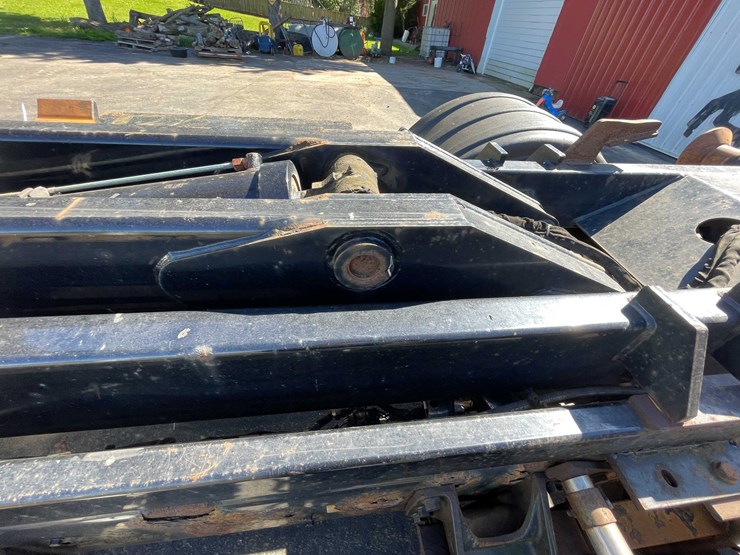 2013-ford-f750-image-27