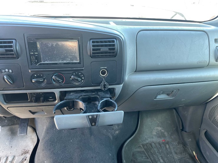 2007-ford-f350-image-8