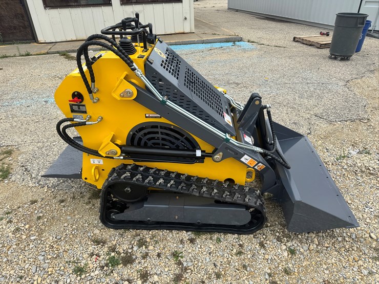 unused-2026-mini-skid-steer-loader-...-ats-t460-image-4