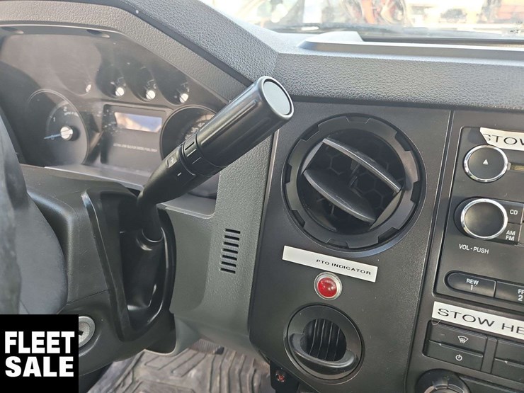 2011-ford-f550-image-27