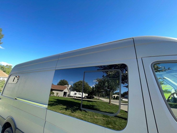 #525-•-2012-mercedes-benz-sprinter-(title-in-delay)-(green-bay,-wi)-image-36