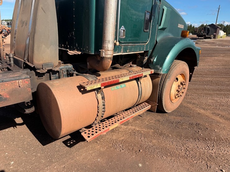 kenworth-t800-image-23