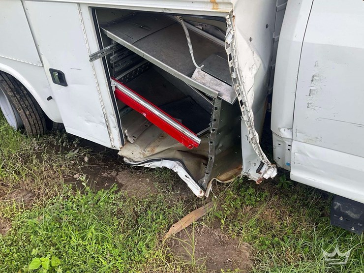 2019-ford-f550-image-19