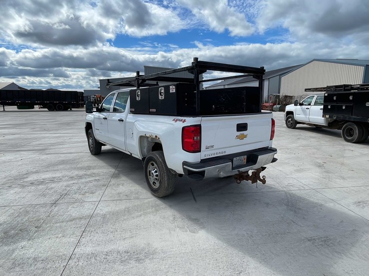 2016-chevrolet-2500-image-7