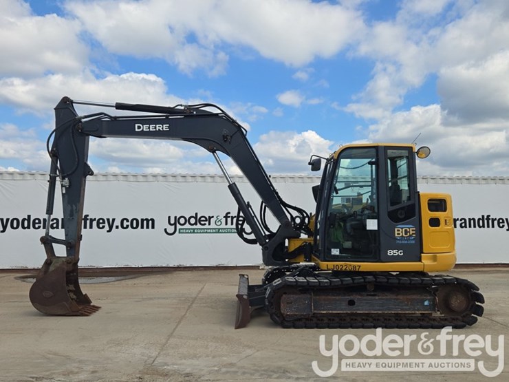 2020-deere-85g-image-2