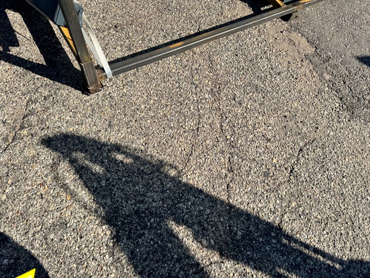 future-fifth-wheel-wrecker-attachment-...-missing-orange-light-image-4