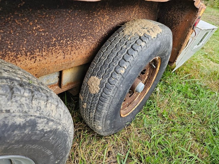 #2126-•-towmaster-tandem-axle-utility-tilt-trailer-image-18