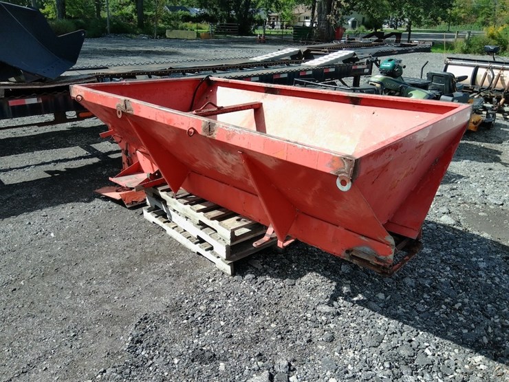 henderson-chief-4'x8'-salt-spreader-image-3