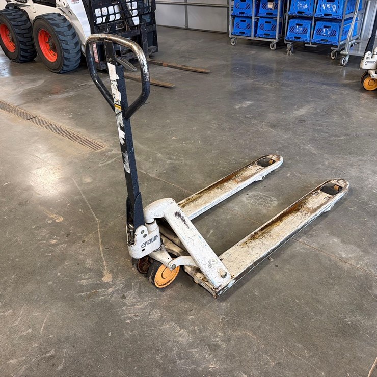 Crown Pallet Fork