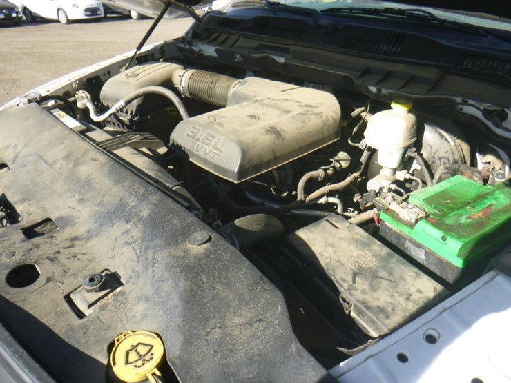 2015-dodge-1500-image-11