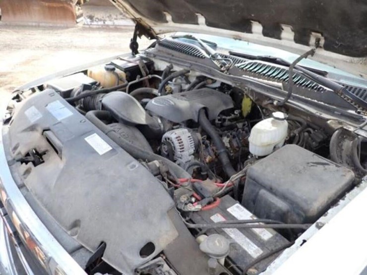 2005-gmc-sierra-3500-image-22