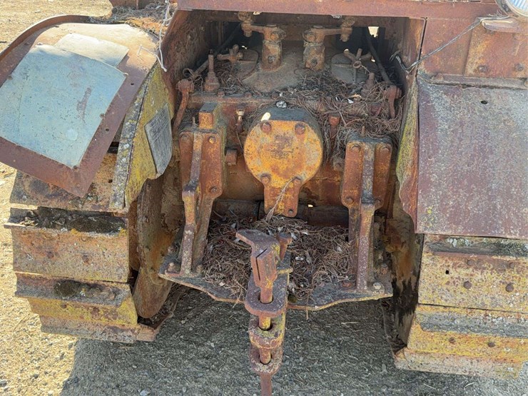 caterpillar-30-image-10