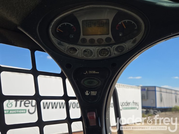 2020-bobcat-t550-image-57