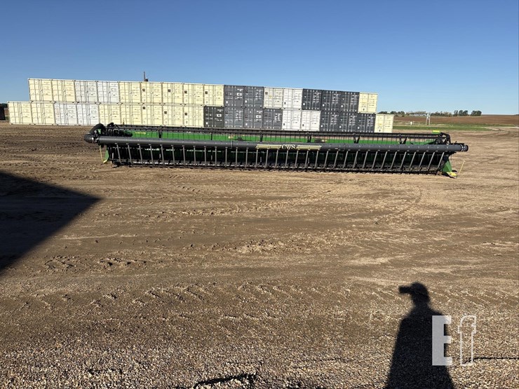 2013-john-deere-635f-image-23