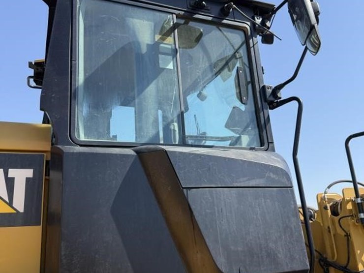 2019-caterpillar-930m-image-46