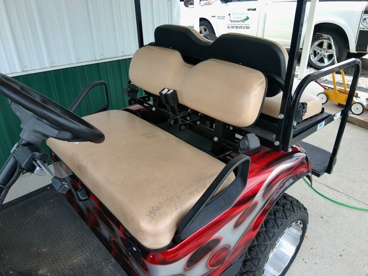 ez-go-golf-cart-image-6
