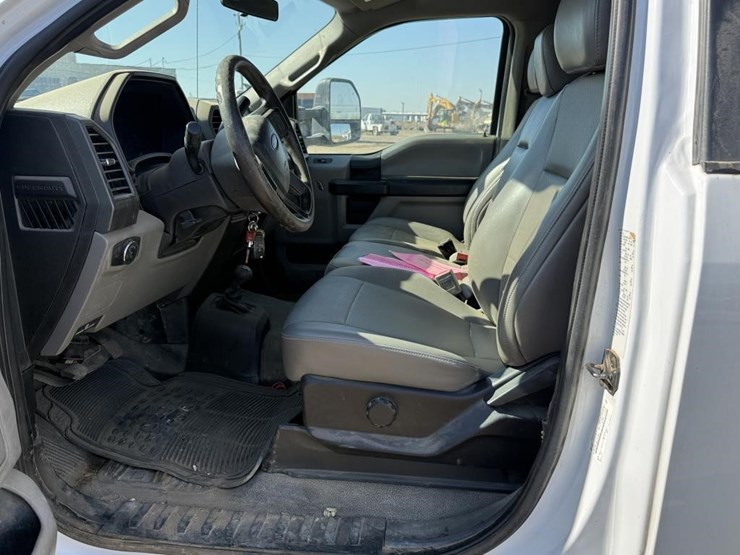 2019-ford-f450-image-44
