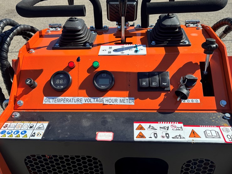 2026-unused-ft36c-future-skid-steer-loader-image-7