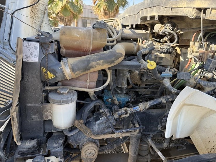 2012-international-4300-s/a-water-truck-image-49