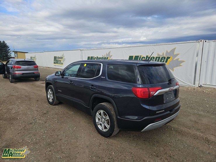 2018-gmc-acadia-image-3