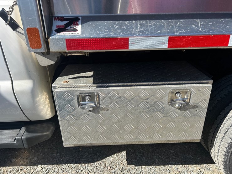 2011-ford-f350-image-34