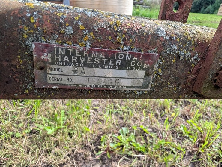 #4072-•-international-2a-hay-crimper-image-8