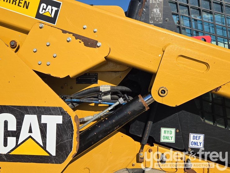 2018-caterpillar-299d2-image-34