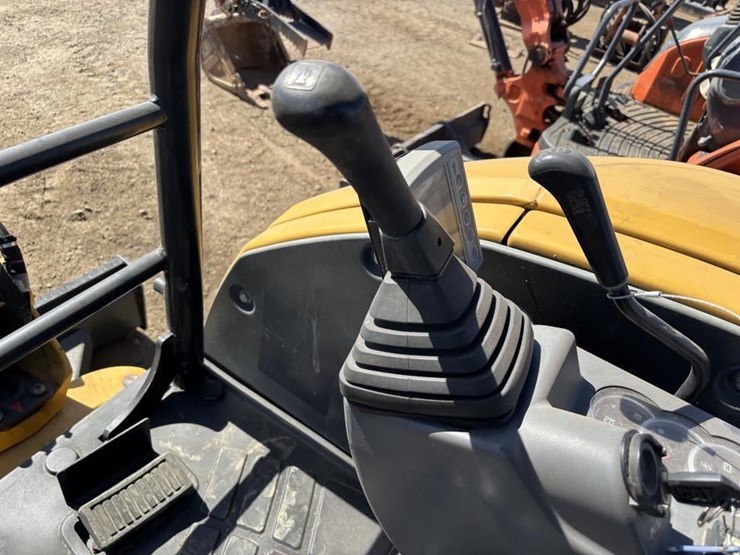 caterpillar-303e-cr-image-25