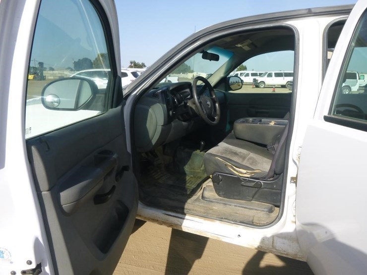 2008-chevrolet-2500-image-8