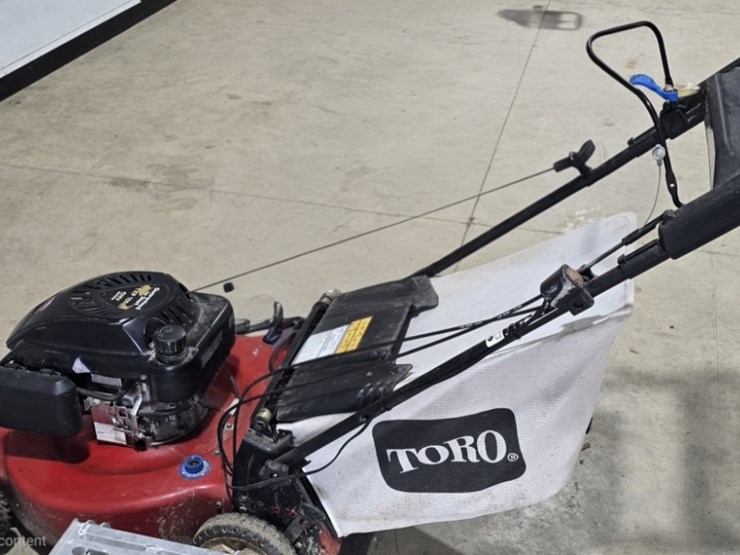 toro-personal-pace-self-propelled-22"-mower-image-6