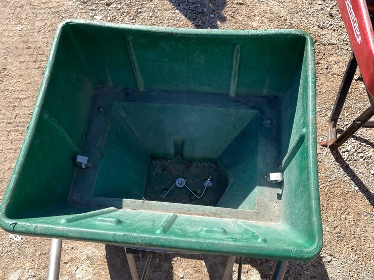 #1843-•-poly-seed-spreader-and-yardworks-metal-wheelbarrow-image-11