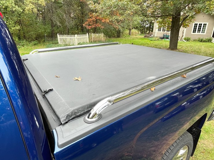 2014-chevrolet-1500-image-23
