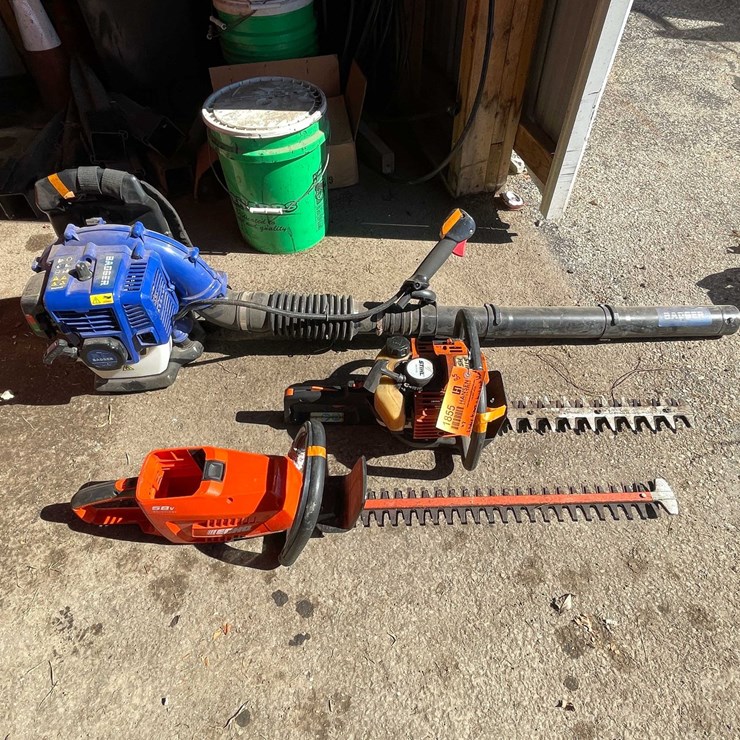 #1855 • (3) Yard Tools