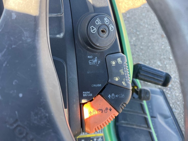john-deere-x310-image-14