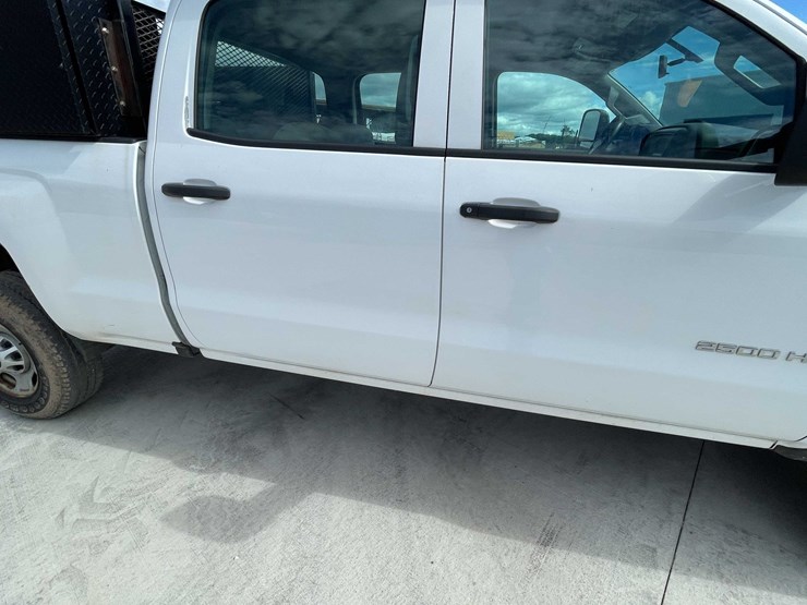 2016-chevrolet-2500-image-50