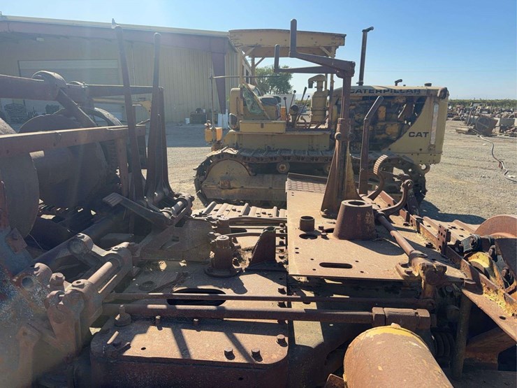 caterpillar-65-image-20