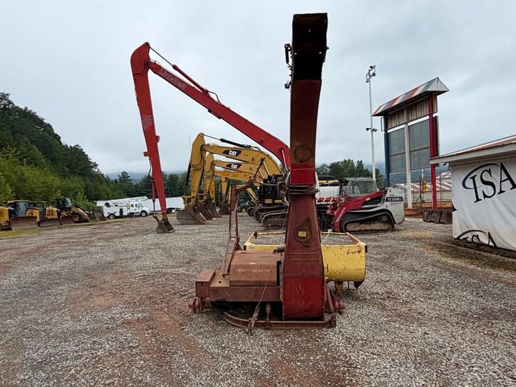 new-holland-717-image-9