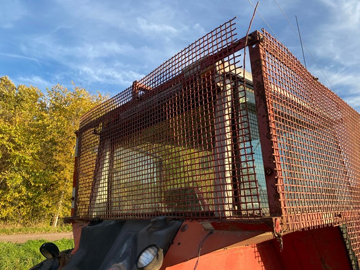 massey-ferguson-2675-image-41