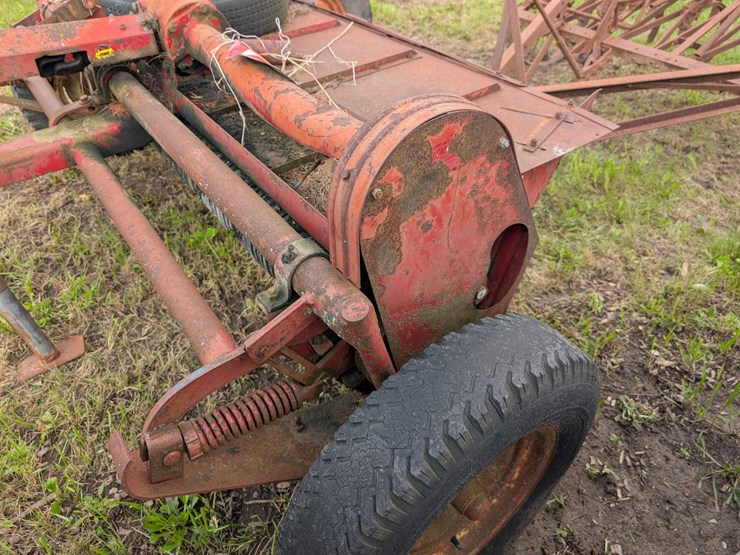 #4072-•-international-2a-hay-crimper-image-12
