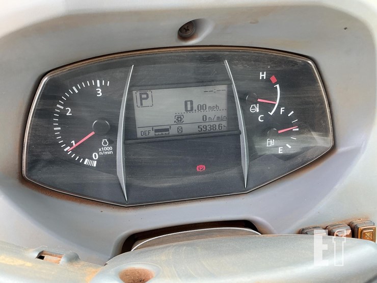 2019-kubota-m5n-091-image-17