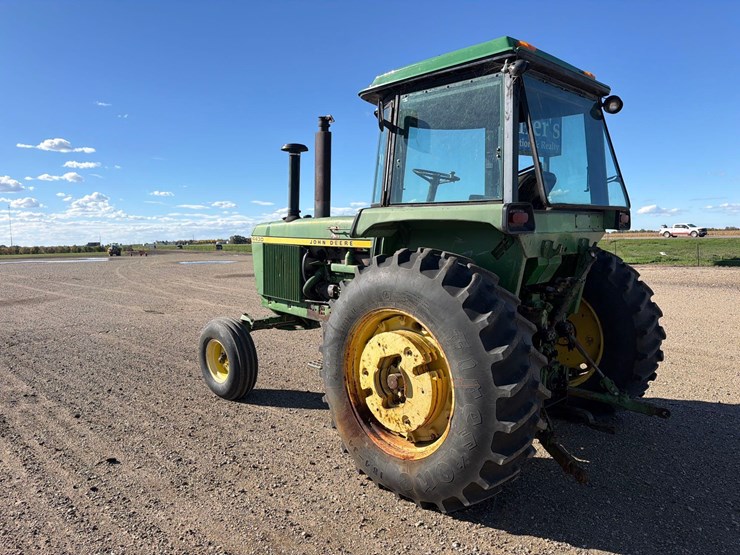 john-deere-4430-image-3