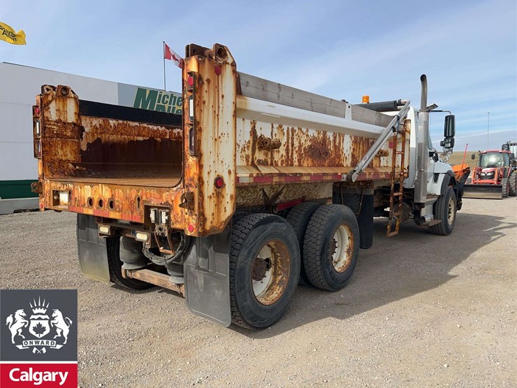 2019-international-workstar-7400-image-4