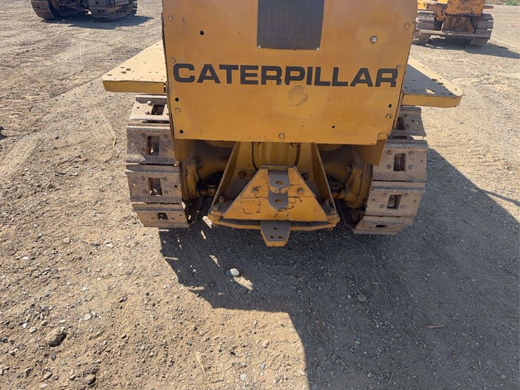 caterpillar-15-image-24