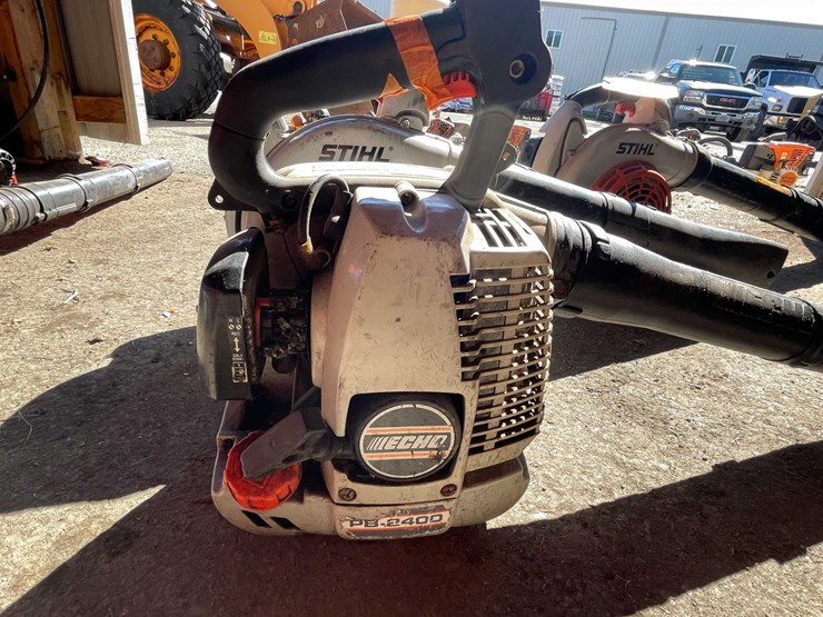#1856-•-(3)-gas-powered-leaf-blowers-image-7